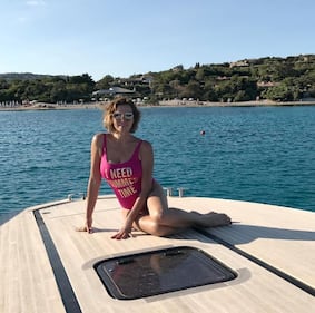 Simona Ventura sexy in vacanza 1