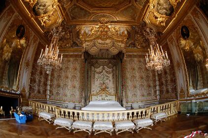 Riapre al pubblico la Reggia di Versailles 9