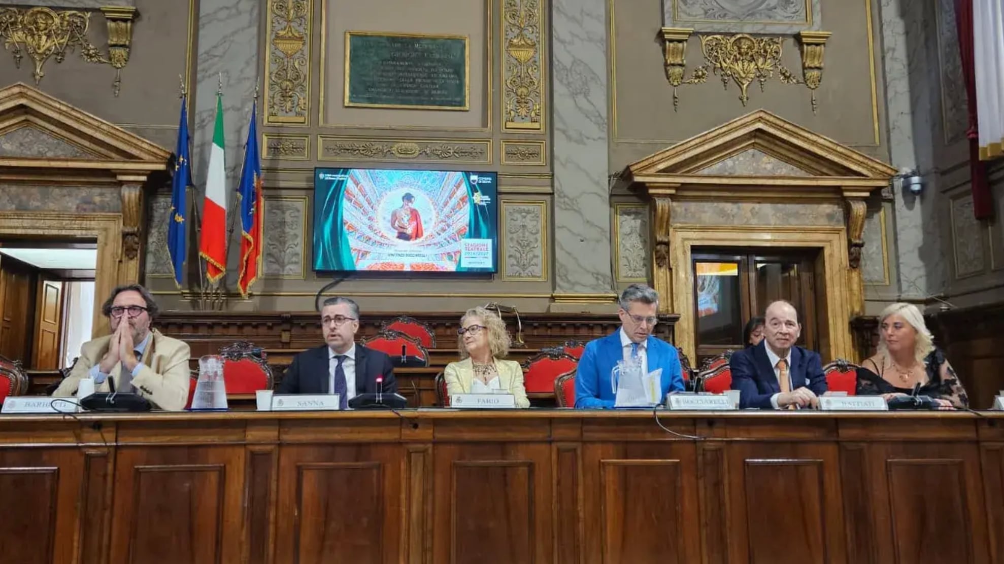 Teatri di Siena, oltre 80 appuntamenti: il fuoco della conoscenza accende il nuovo cartellone