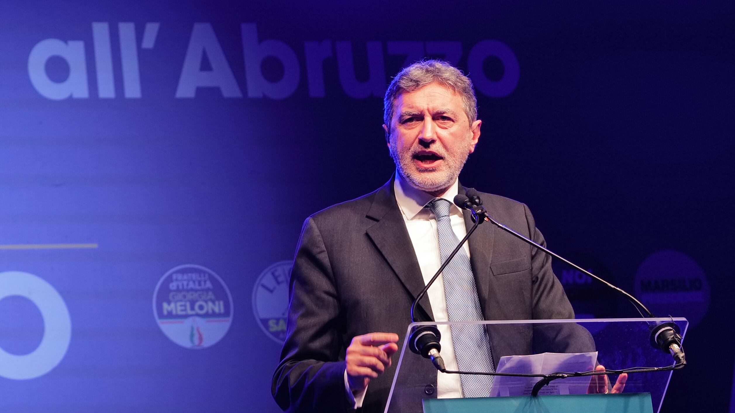Il vento non cambia, vince il centrodestra