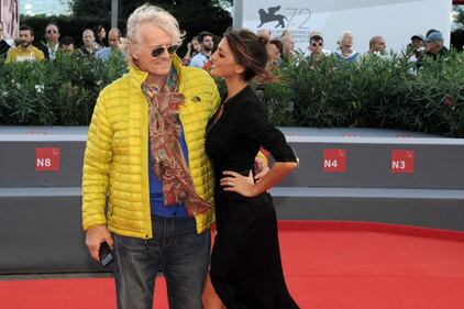 Cristina Buccino, sexy zip alla Mostra del Cinema di Venezia 1