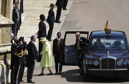 Royal Wedding: colori accesi per Elisabetta 6