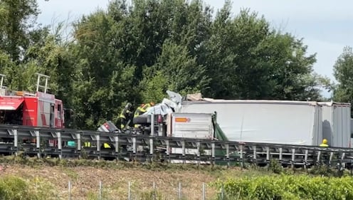 L'incidente sull'A1, che ha causato tre vittime su un'ambulanza 5