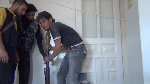 La guerra in Siria nel documentario Return to Homs 2
