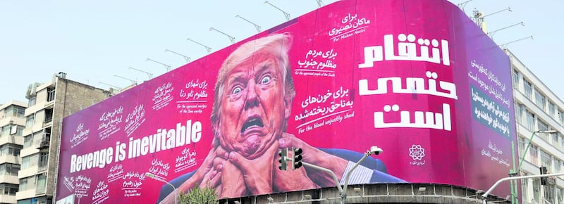 Massicci bombardamenti Usa contro Teheran. Trump: “Finiremo l’Iran molto presto”