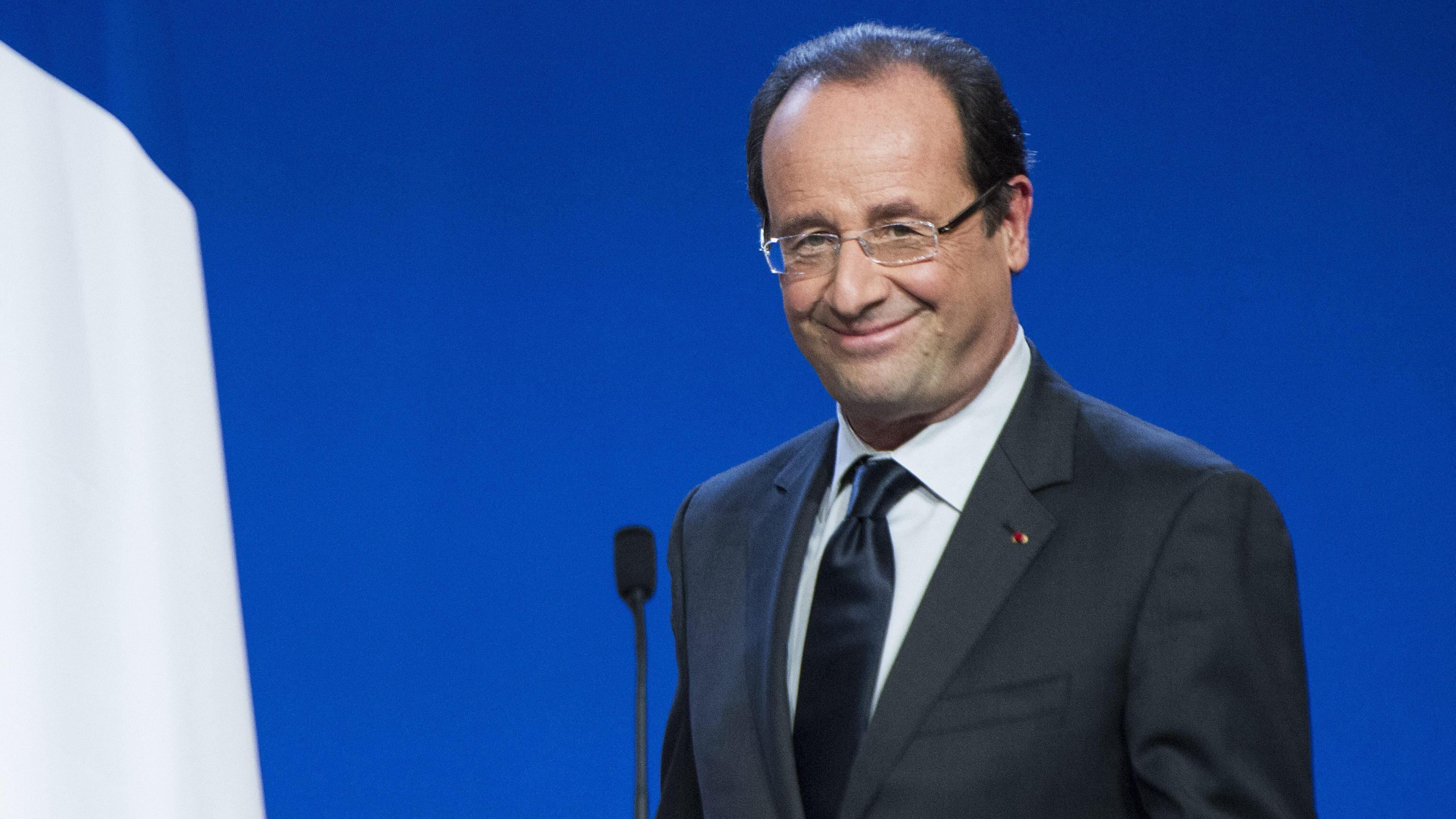In Francia il "tesoriere" decapita Hollande