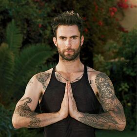Adam Levine dei Maroon 5 nudo nel nuovo video 10