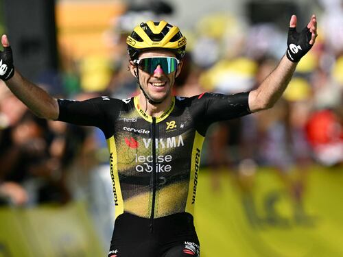Le Mont Dore è di Yates, ma la maglia gialla è di Healy