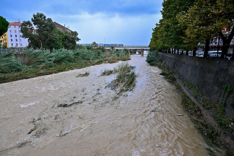 Maltempo, smottamenti e allagamenti in Toscana: allerta per i fiumi 3