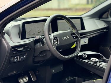 Kia EV6 GT: guarda la gallery della nuovo crossover GT sportiva da 585 CV 14