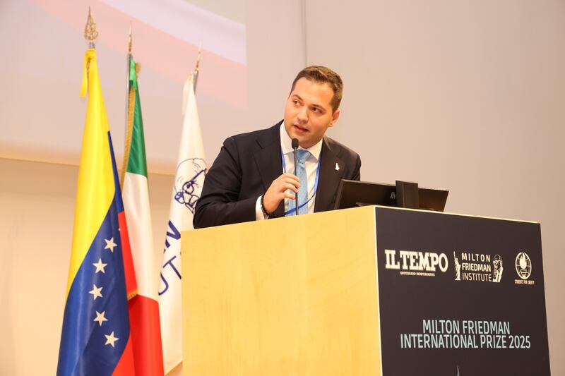 La premiazione di Edmundo González Urrutia 9