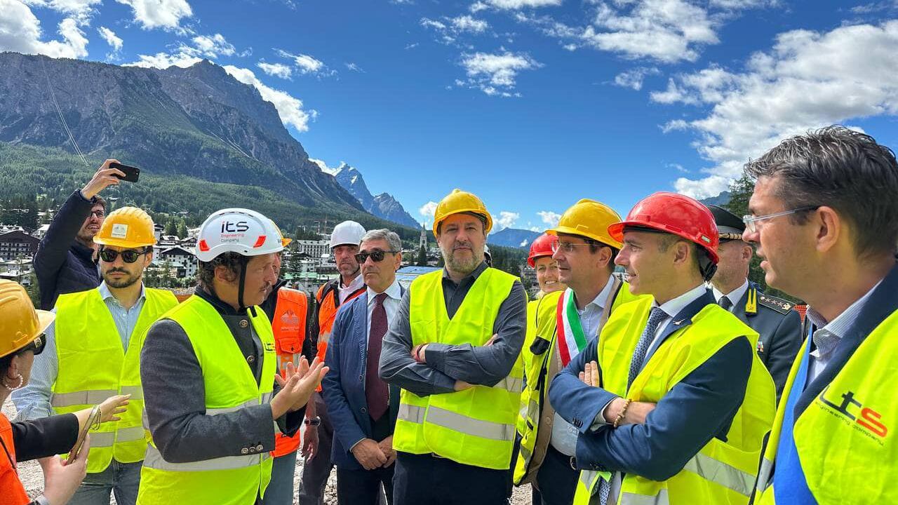 Salvini punge il Colle. Ma Meloni: non ho visto attacchi al governo