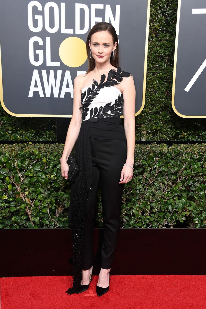 Golden Globe 2018, star in nero sul red carpet 10