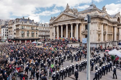 Bruxelles, estrema destra in piazza contro i terroristi islamici 11