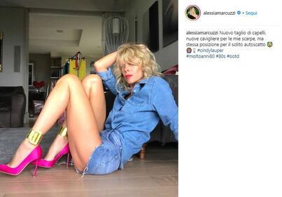 Alessia Marcuzzi seducente in bianco e nero  6