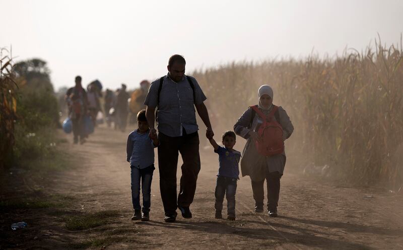 Immigrazione, i bimbi in marcia lungo la rotta balcanica 10