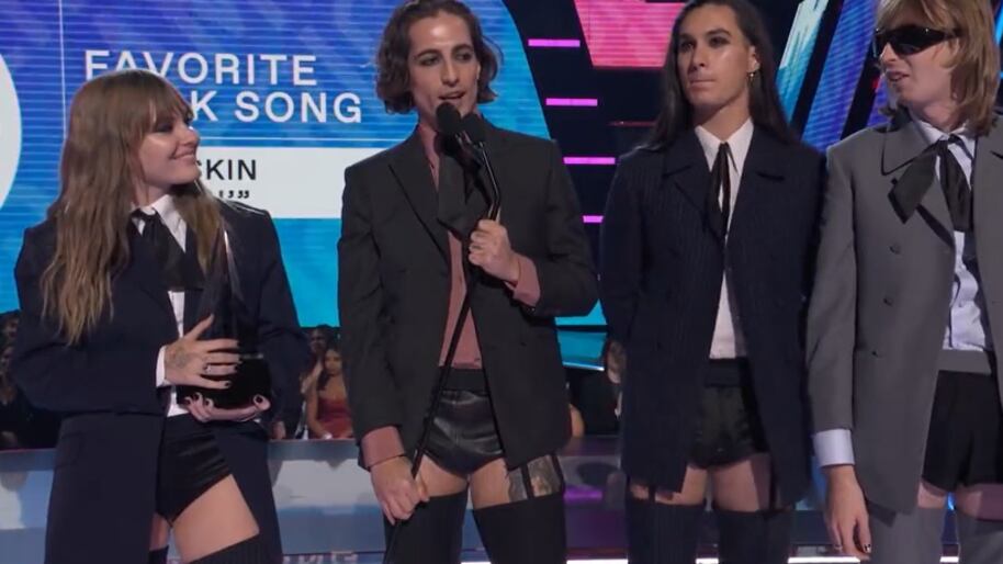 "Per noi che siamo italiani...". Così i Maneskin hanno festeggiato la vittoria