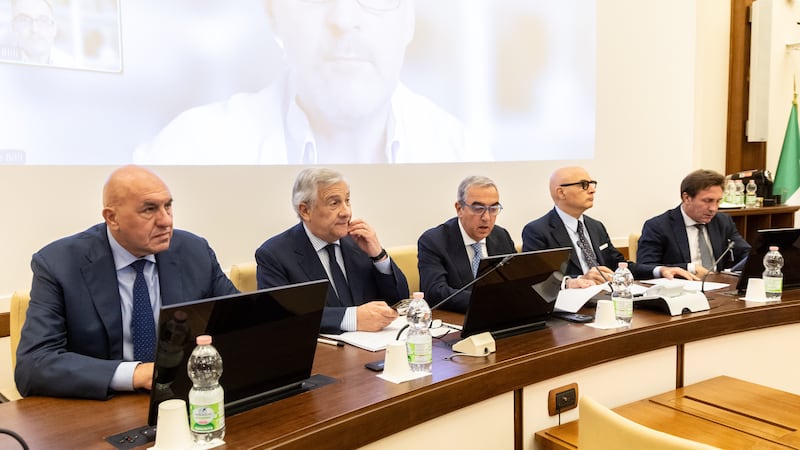 Tajani: “Prenotati 14,9 miliardi con il fondo Safe entro fine anno”