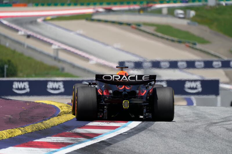 Max padrone di casa: dopo la sprint si prende la pole numero 40