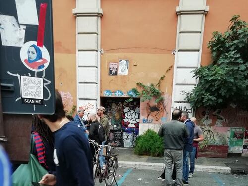 Palazzo occupato dai centri sociali
