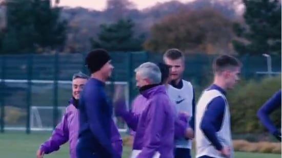 Dele Alli e il tweet al veleno su Mourinho: "Arrogante e sopravvalutato"