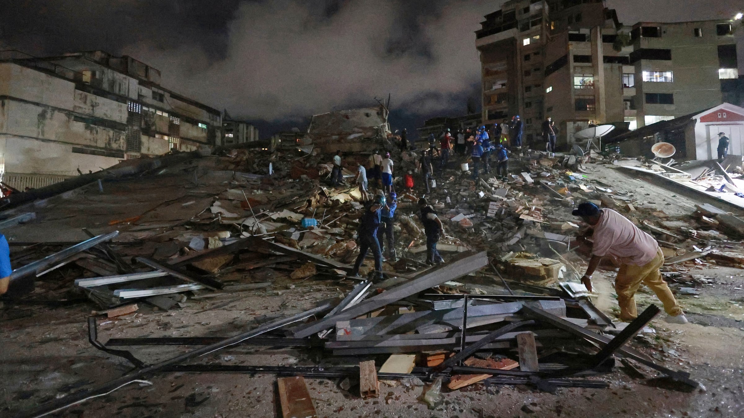 In Venezuela macerie e disperazione