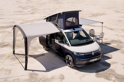 Volkswagen California 2024, guarda tutte le foto 9