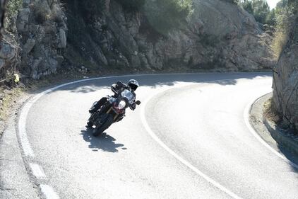 Test moto: Suzuki V-Strom 1000, l’endurona per tutti 3