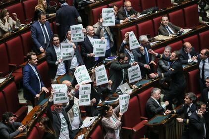 La protesta della Lega per la legittima difesa 5