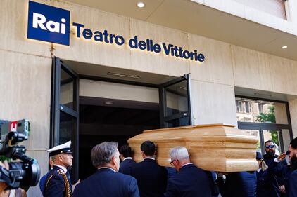Pippo Baudo, le immagini della camera ardente 13