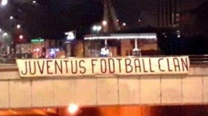 Derby di Torino, spunta lo striscione dei tifosi granata ''Juventus Football Clan''