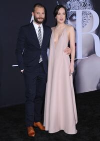 Dakota Johnson senza reggiseno per "50 Sfumature di Nero" 40
