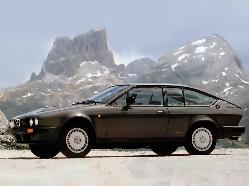 Alfa Romeo GTV6, guarda la gallery 13