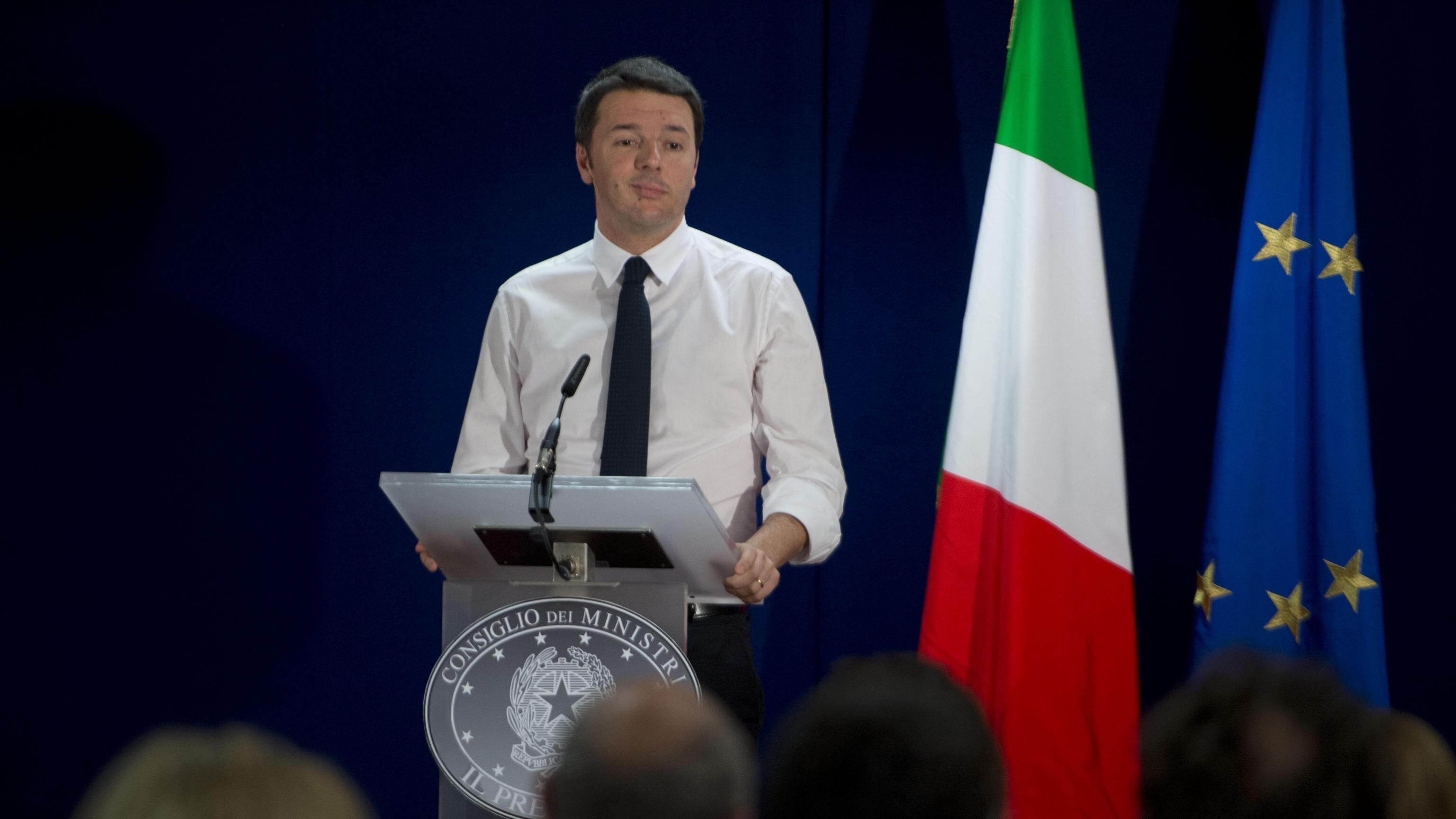 Renzi: "Voglio solo far sorridere gli italiani"