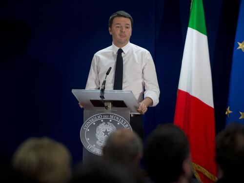 Renzi: "Voglio solo far sorridere gli italiani"