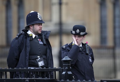 Londra, i funerali dell'agente ucciso durante l'attentato a Westminster 2