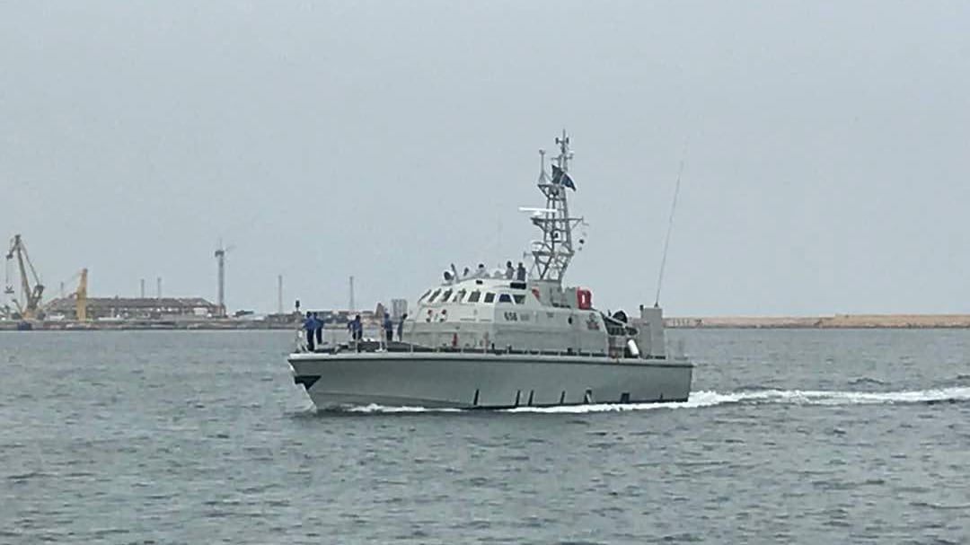 Libia, spari contro i pescherecci italiani