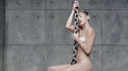 Miley Cyrus nuda per Terry Richardson 10