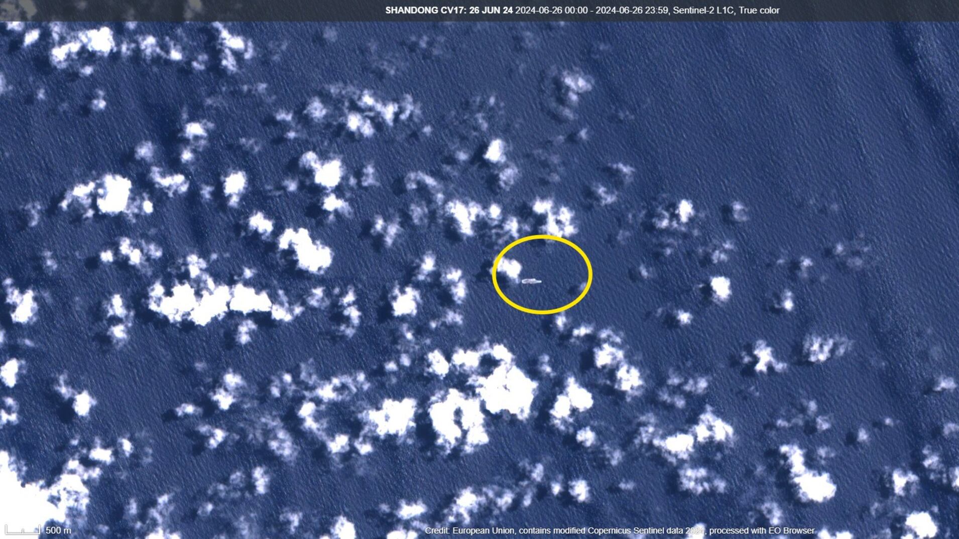 Una portaerei cinese vicino alla base americana: cosa svela la mossa di Pechino