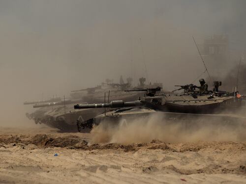 Gaza, la tregua non regge: riprendono i raid