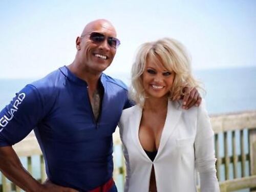 Pamela Anderson torna bagnina. Ancora sexy nel cast di Baywatch