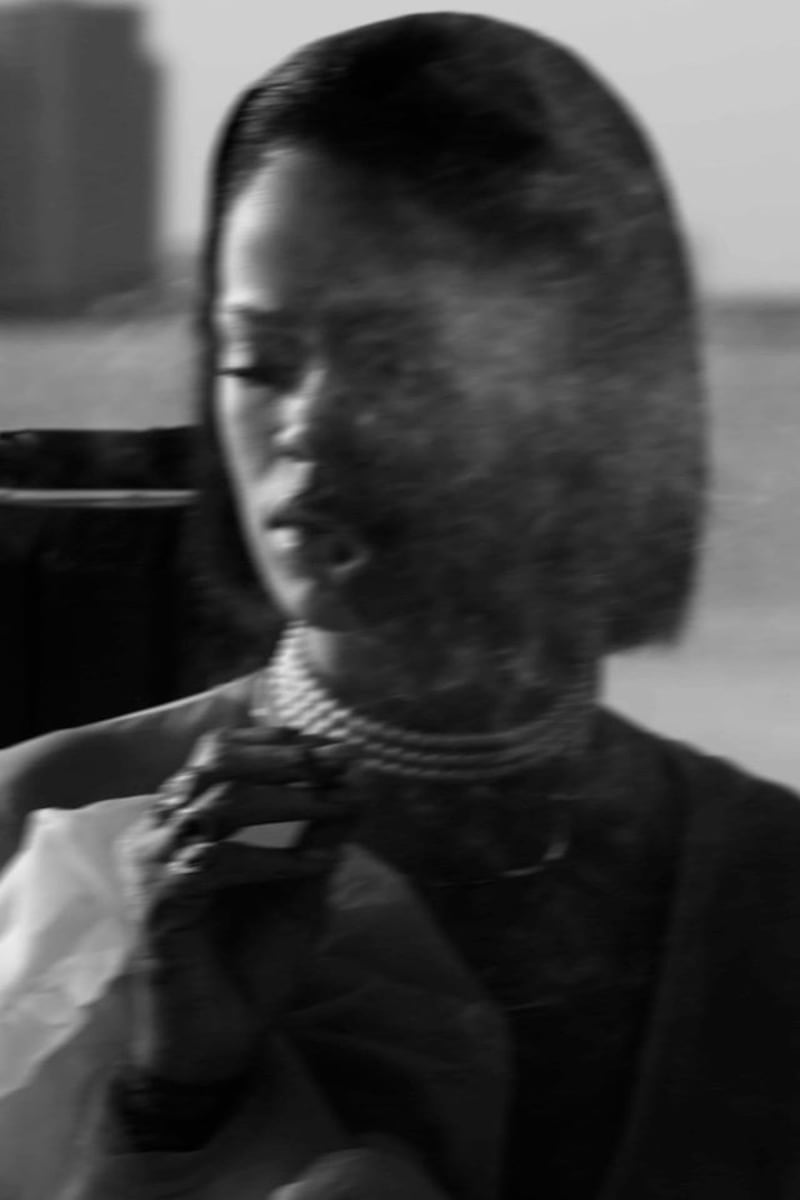Rihanna, sexy killer in "Needed me": foto 17