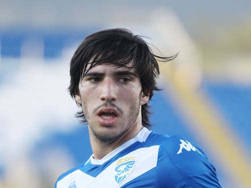 E oggi capitan Sandro guida l'Under 21. L'Europeo per evitare zero titoli e vergogna