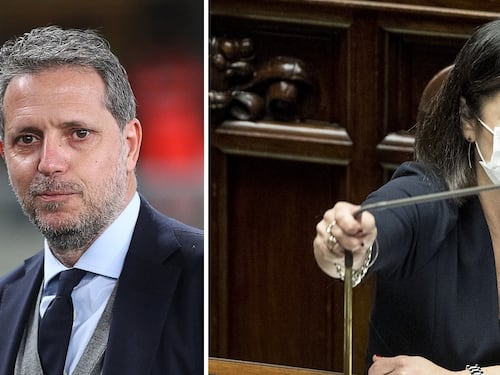 Caso Suarez, la chat della ministra De Micheli: "C'è un modo per accelerare la pratica?"
