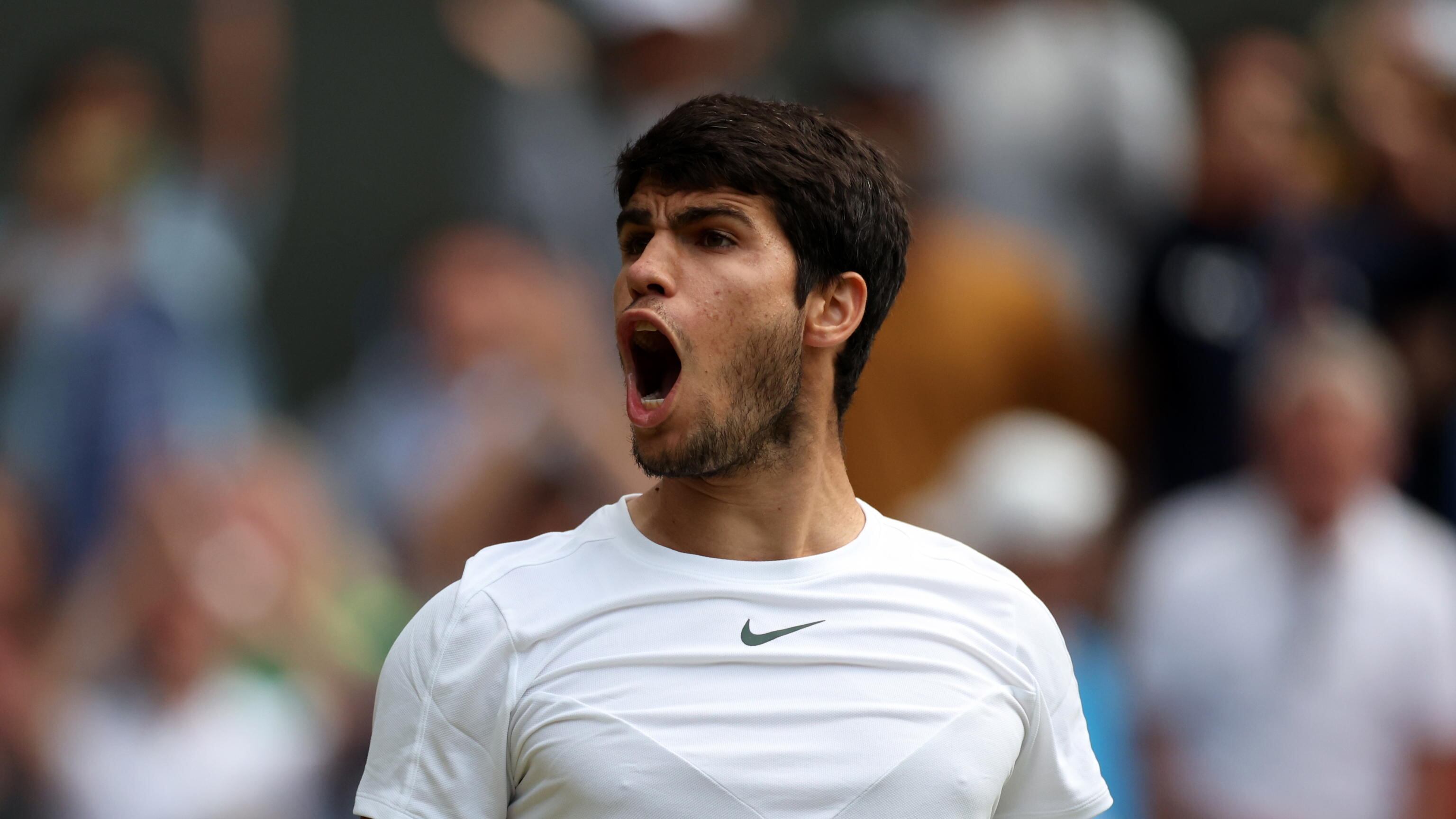 Wimbledon, tutto facile per Alcaraz contro Rune: il numero 1 conquista la semifinale