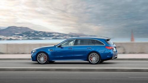 Mercedes-AMG C 63 S E Performance, guarda la gallery 17