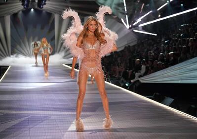 Victoria's Secret, gli angeli hot in passerella 9