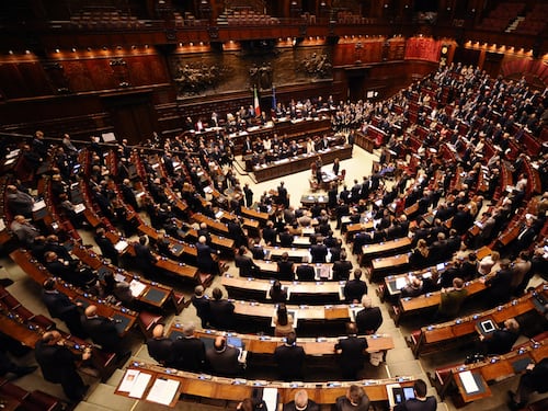 Alla Camera si lavora un giorno e mezzo