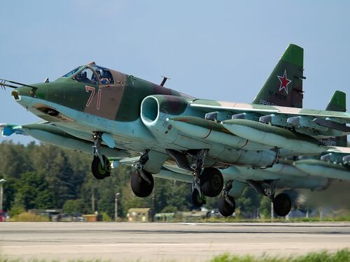 Russia, aereo militare precipita durante un volo di addestramento