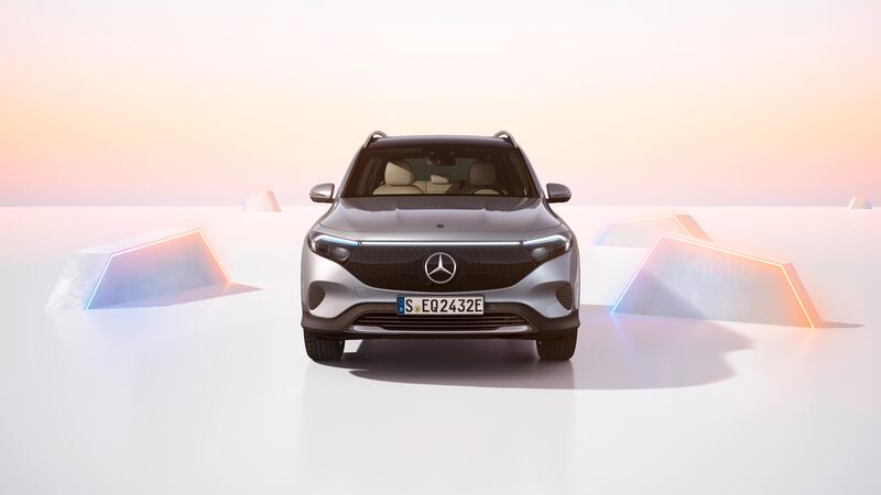 Mercedes EQA ed EQB, guarda la gallery 16